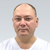 Лопарев Евгений Александрович, стоматолог-хирург