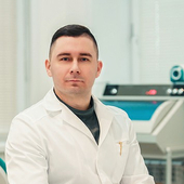 Булгаков Сергей Сергеевич, стоматолог-хирург