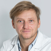 Хаджиев Роман Валерьевич, гирудотерапевт