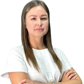 Литвинова Юлия Сергеевна, стоматолог-ортопед
