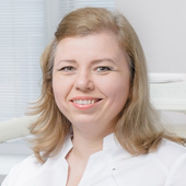 Кирсанова Нина Владимировна, стоматолог-терапевт