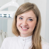 Логинова (Башмакова) Елена Александровна, стоматологический гигиенист