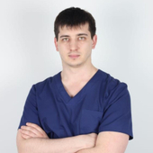 Сыромятников Павел Аркадьевич, стоматолог-хирург