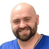 Бобер Александр Александрович, пластический хирург