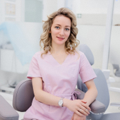 Шарапова Дарья Николаевна, пародонтолог