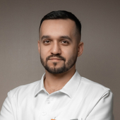 Казаков Игорь Валерьевич, стоматолог-хирург