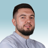 Халилов Тимур Рафатович, стоматолог-хирург