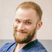 Агапцов Дмитрий Алексеевич, пародонтолог