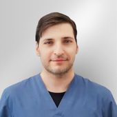 Коломойцев Владимир Владимирович, хирург