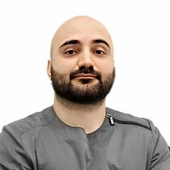 Насруллаев Дадаш Расимович, стоматолог-хирург