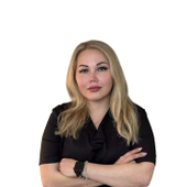 Буслаева Алена Сергеевна, стоматолог-терапевт