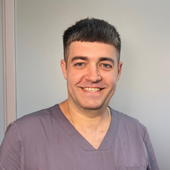 Ноздрачев Василий Геннадьевич, стоматолог-хирург