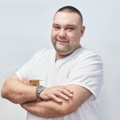 Чебаков Михаил Викторович, стоматолог-терапевт