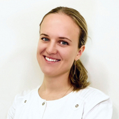 Комарова Анна Витальевна, офтальмолог