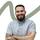 Петров Игорь Евгеньевич, стоматолог-хирург