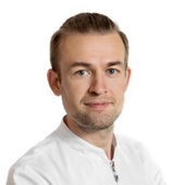 Михалев Иван Сергеевич, стоматолог-терапевт