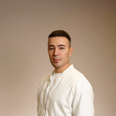 Волохов Олег Игоревич, стоматолог-терапевт