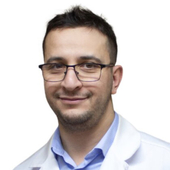 Риахи Аймен, ортопед