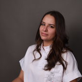 Савенкова Алина Игоревна, стоматолог-терапевт