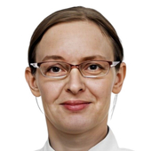 Клевцова Евгения Юрьевна, стоматолог-терапевт