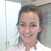 Урамаева Ангелина Рушановна, стоматолог-терапевт