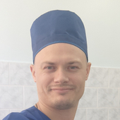 Трапезников Евгений Константинович, стоматолог-хирург