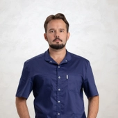 Скорынин Олег Сергеевич, пластический хирург