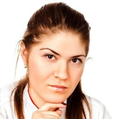 Анурова Елена Владимировна, стоматолог-терапевт