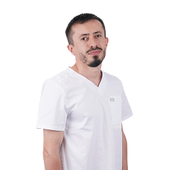 Дабаев Магомед Зугумович, стоматолог-терапевт