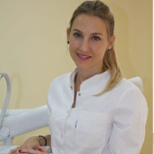 Хуторянская Анна Игоревна, стоматолог-терапевт