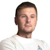Белоусов Дмитрий Григорьевич, массажист