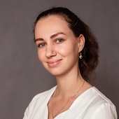 Умзар Полина Альбертовна, стоматолог-терапевт
