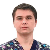 Шабанов Илья Дмитриевич, стоматолог-терапевт