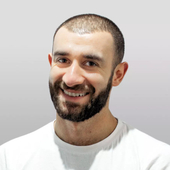 Карапетян Мисак Геворгович, массажист