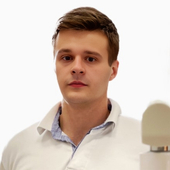 Михайлов Владислав Дмитриевич, стоматолог-терапевт