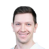 Куторов Иван Сергеевич, стоматолог-терапевт