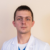 Багмут Денис Валерьевич, хирург