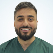 Гагиев Александр Геннадьевич, стоматолог-терапевт