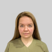 Абрамова Анна Владимировна, стоматолог-терапевт