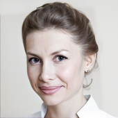 Мельникова Анна Олеговна, стоматолог-терапевт