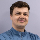 Журавлёв Илья Вячеславович, стоматолог-хирург
