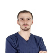 Цеев Мурат Щамсудинович, стоматолог-эндодонт