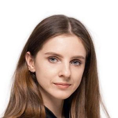 Третьякова Софья Максимовна, стоматолог-терапевт