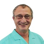 Ткаченко Анатолий Алексеевич, стоматолог-хирург