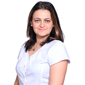 Горячева Александра Владимировна, стоматолог-терапевт