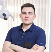 Ахметов Иван Арсеньевич, стоматолог-хирург