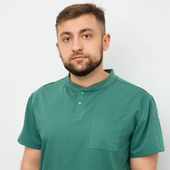 Абдуллаев Ахад Фаризович, хирург
