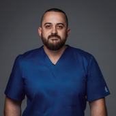 Иванченко Роман Сергеевич, стоматолог-хирург