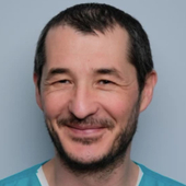 Зайнуллин Суфиян Рейсович, стоматолог-терапевт