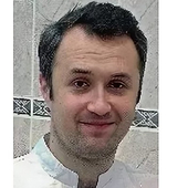 Мурадов Рустам Аждарович, имплантолог